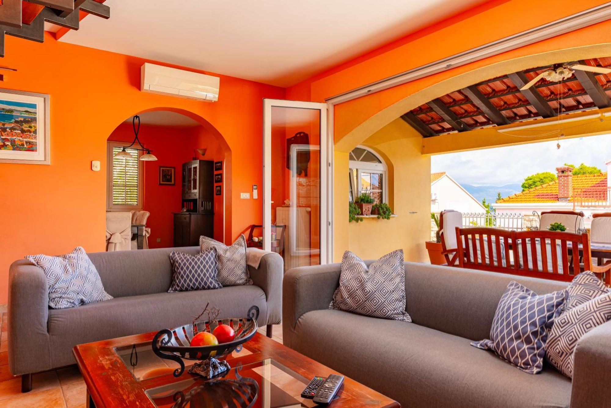 House 4 You Lumbarda Exterior photo